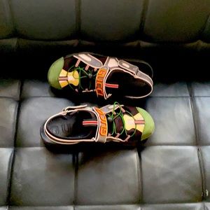 Gucci closed toe sandals
